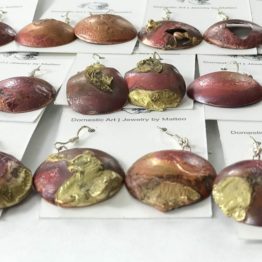 Jewelries